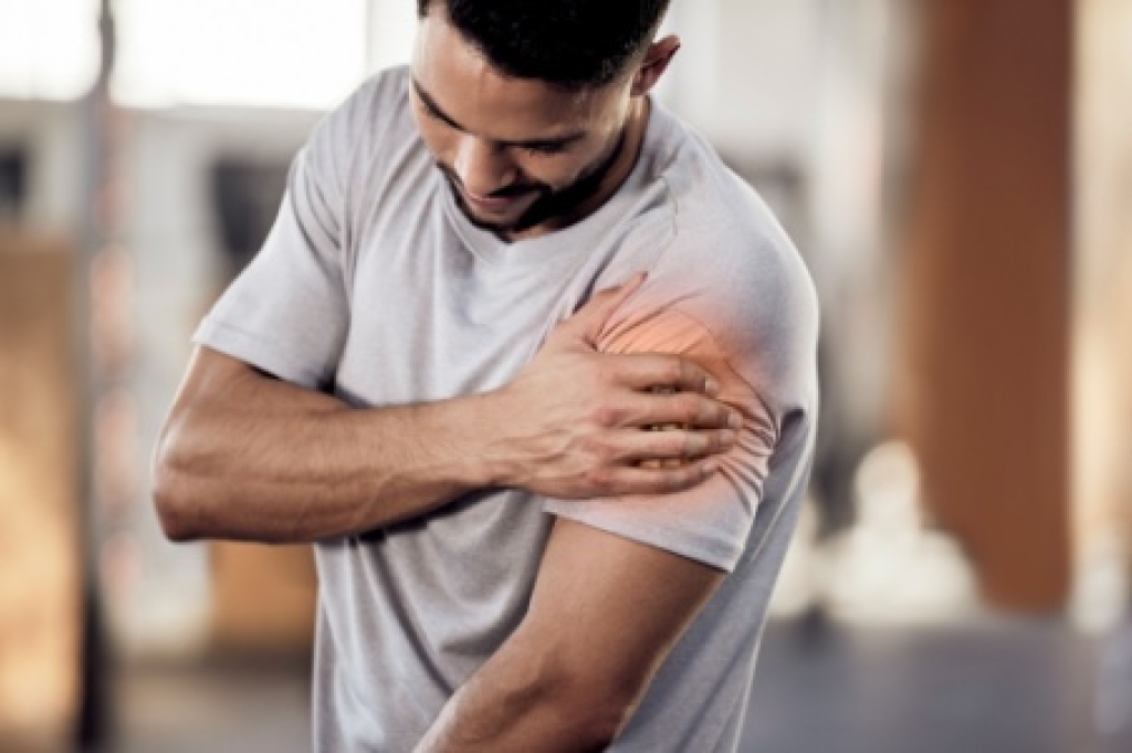 How Chiropractic Care Can Help Shoulder Pain