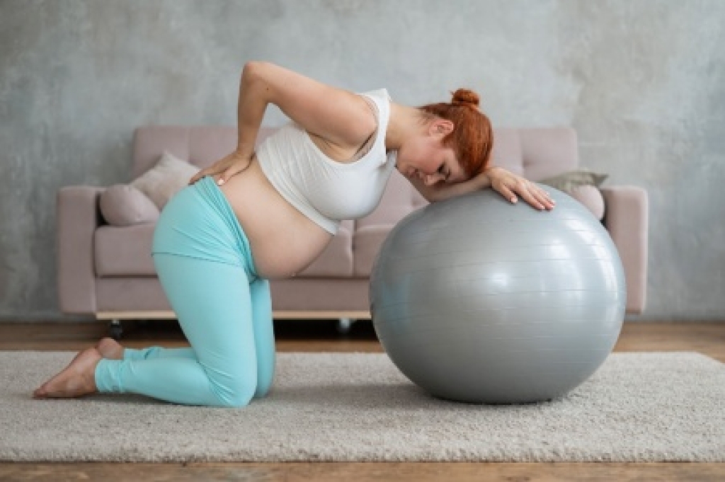 Managing Pregnancy and Lower Back Pain With Chiropractic Care